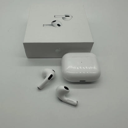 Apple AirPods 3 with MagSafe Charging Case
